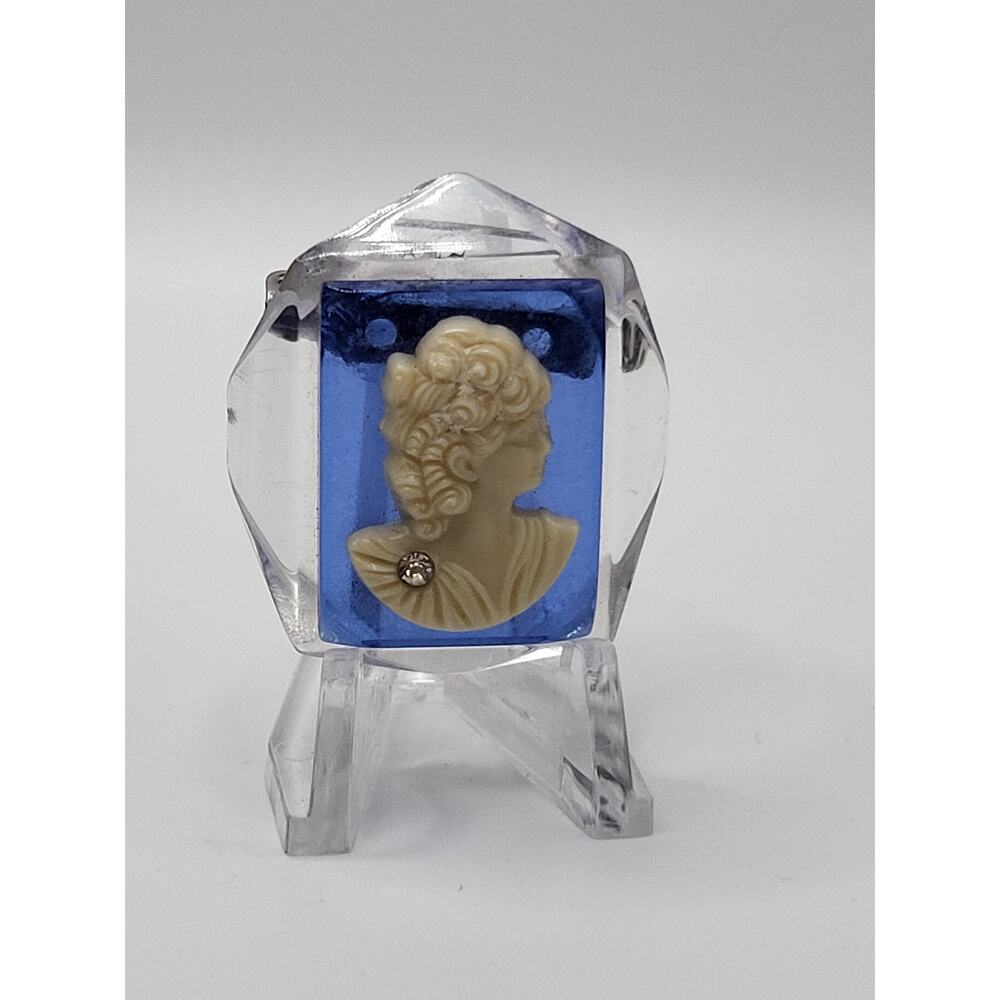 Vintage Cameo Brooch Blue Lucite Faceted Frame
